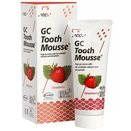 зубной гель GC Tooth Mousse Клубника