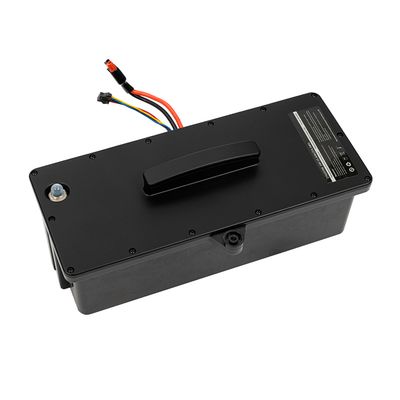 Аккумулятор (24v 15,6Ah) литиевый для инвалидной коляски Pulse 780, вид сверху с проводами