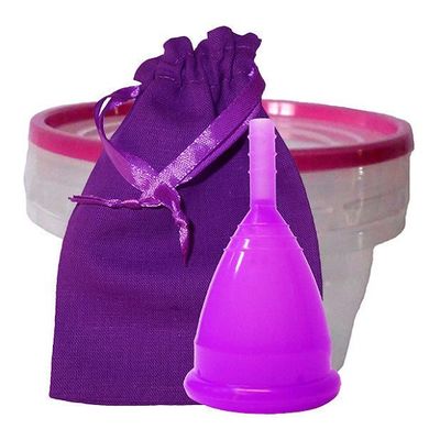 Менструальная чаша CupLee в контейнере для стерилизации и мешочек