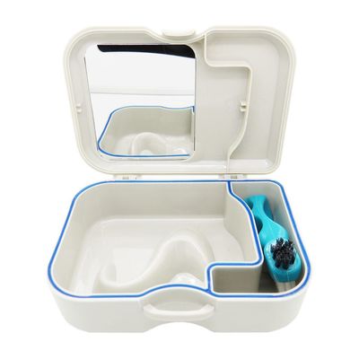 Футляр для хранения протезов Miradent Protho Box с щеткой