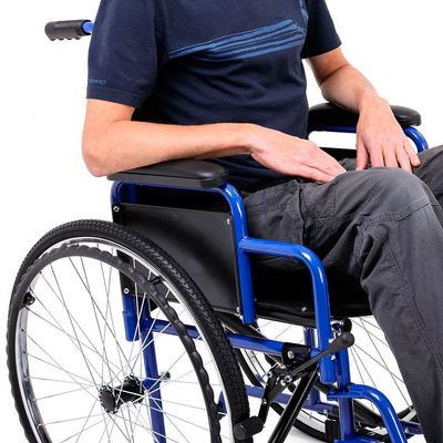 Кресло-коляска для инвалидов Armed H035 (460 мм) пневмо с удобными подлокотниками